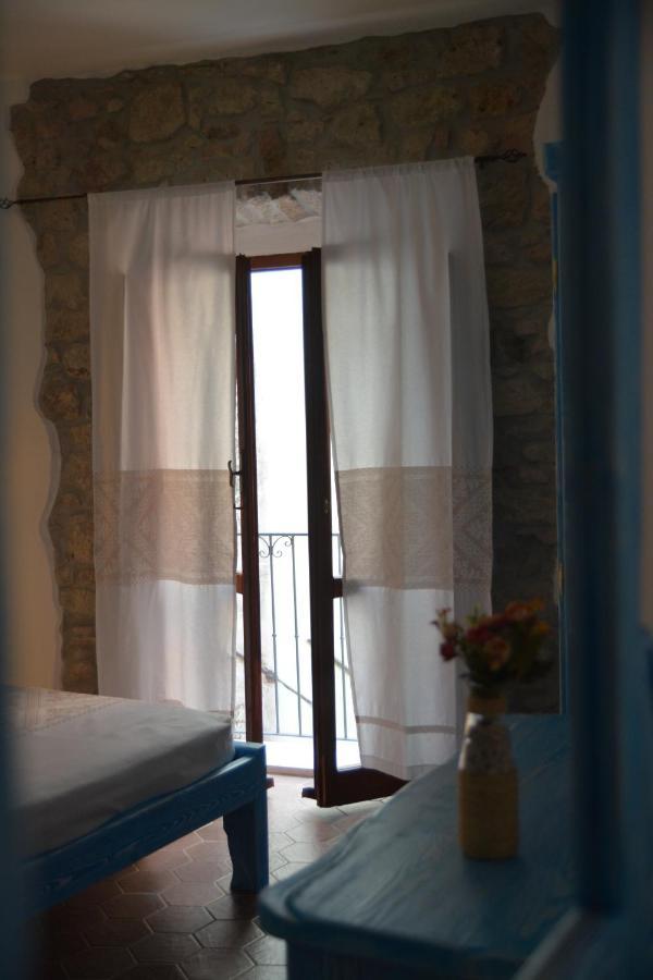 Regnos Altos Boutique Rooms Bosa Εξωτερικό φωτογραφία