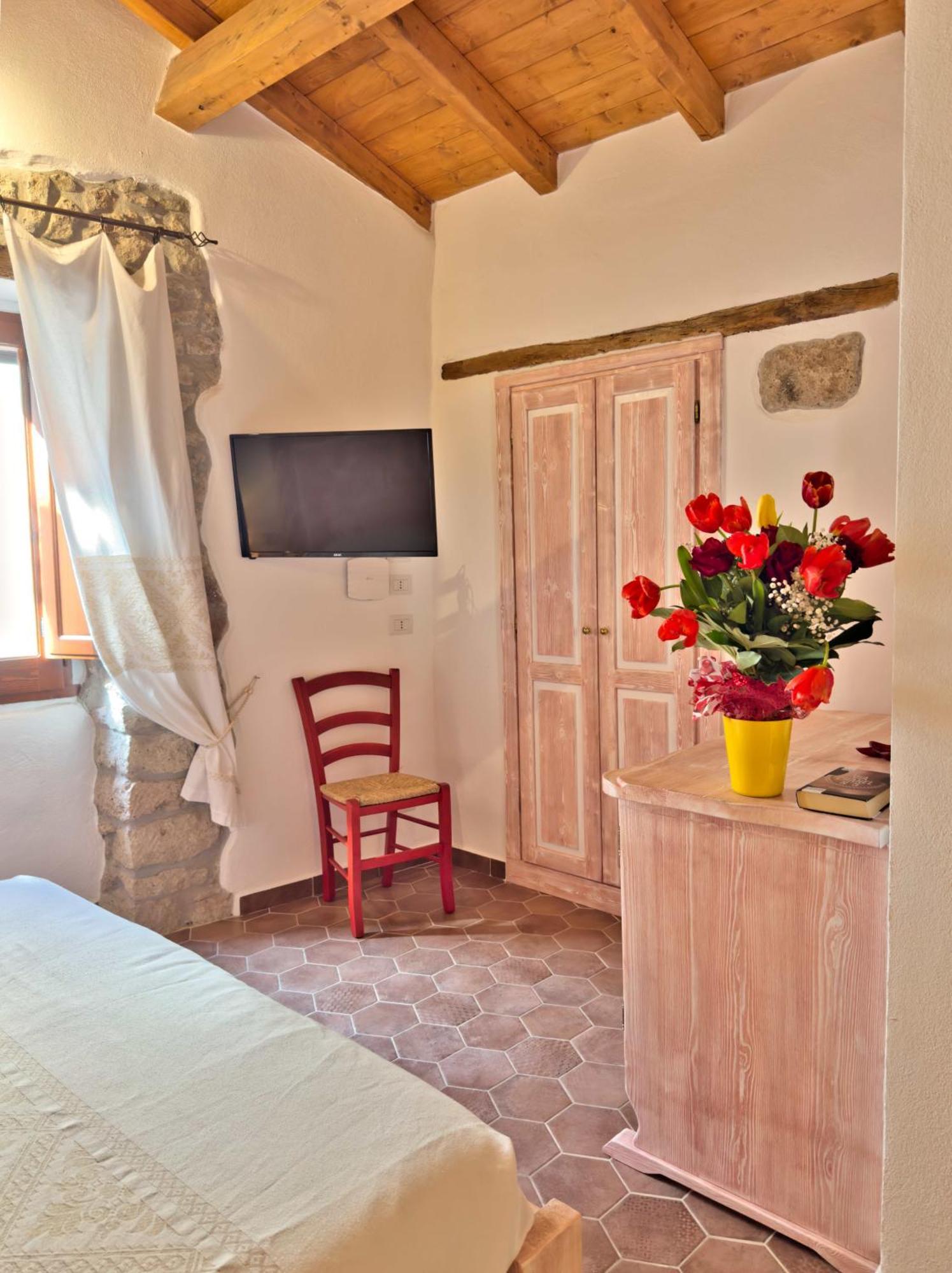 Regnos Altos Boutique Rooms Bosa Εξωτερικό φωτογραφία