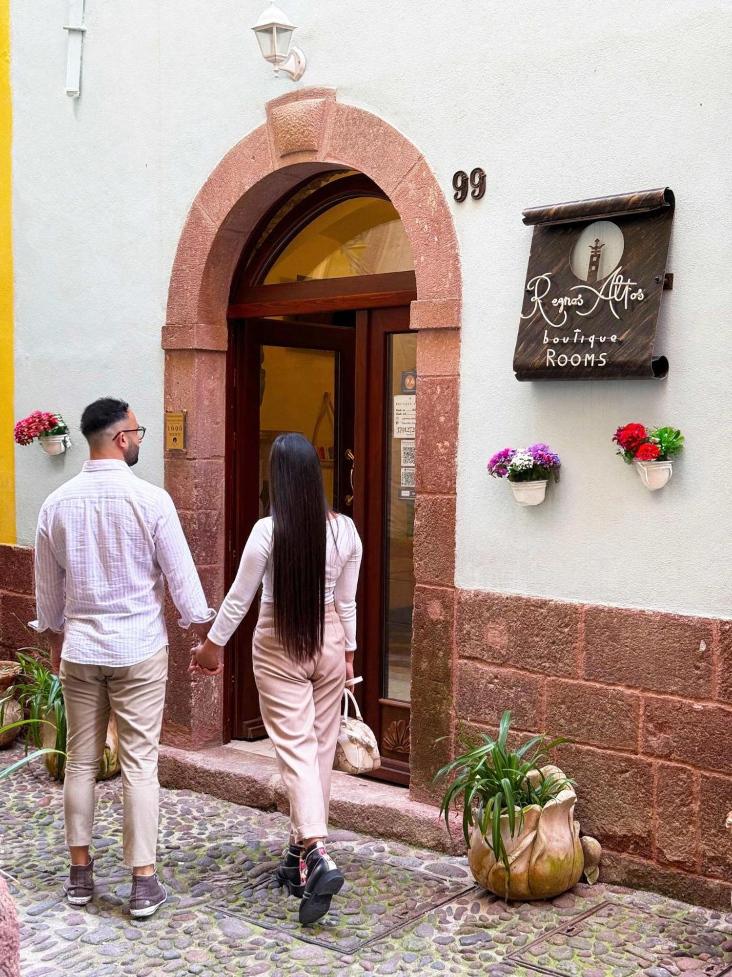 Regnos Altos Boutique Rooms Bosa Εξωτερικό φωτογραφία